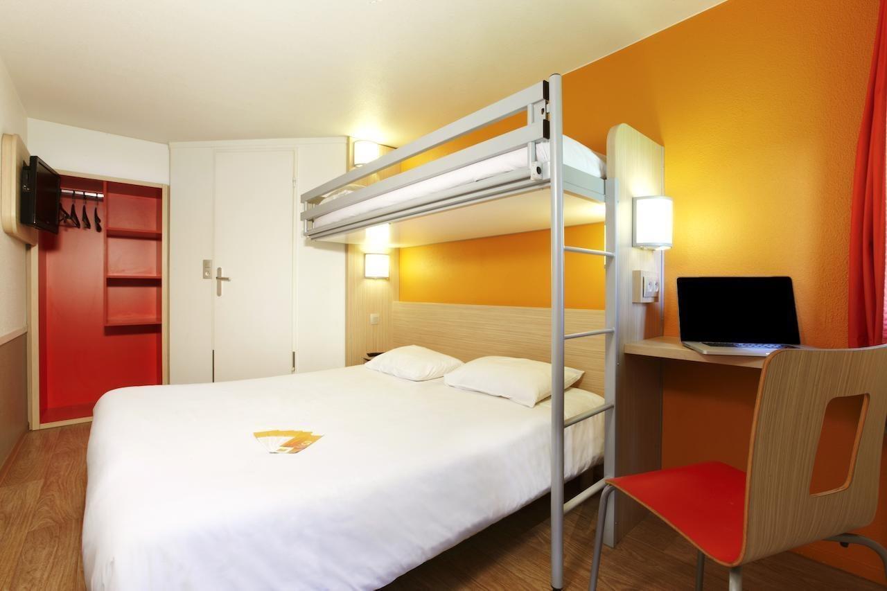 Premiere Classe Valenciennes Ouest Petite Foret Kültér fotó