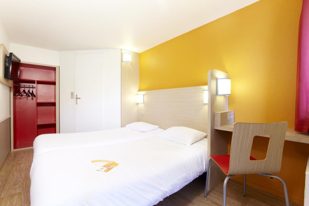 Premiere Classe Valenciennes Ouest Petite Foret Kültér fotó