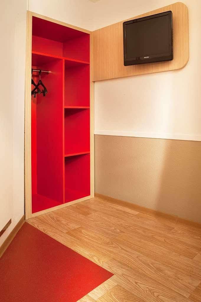 Premiere Classe Valenciennes Ouest Petite Foret Kültér fotó