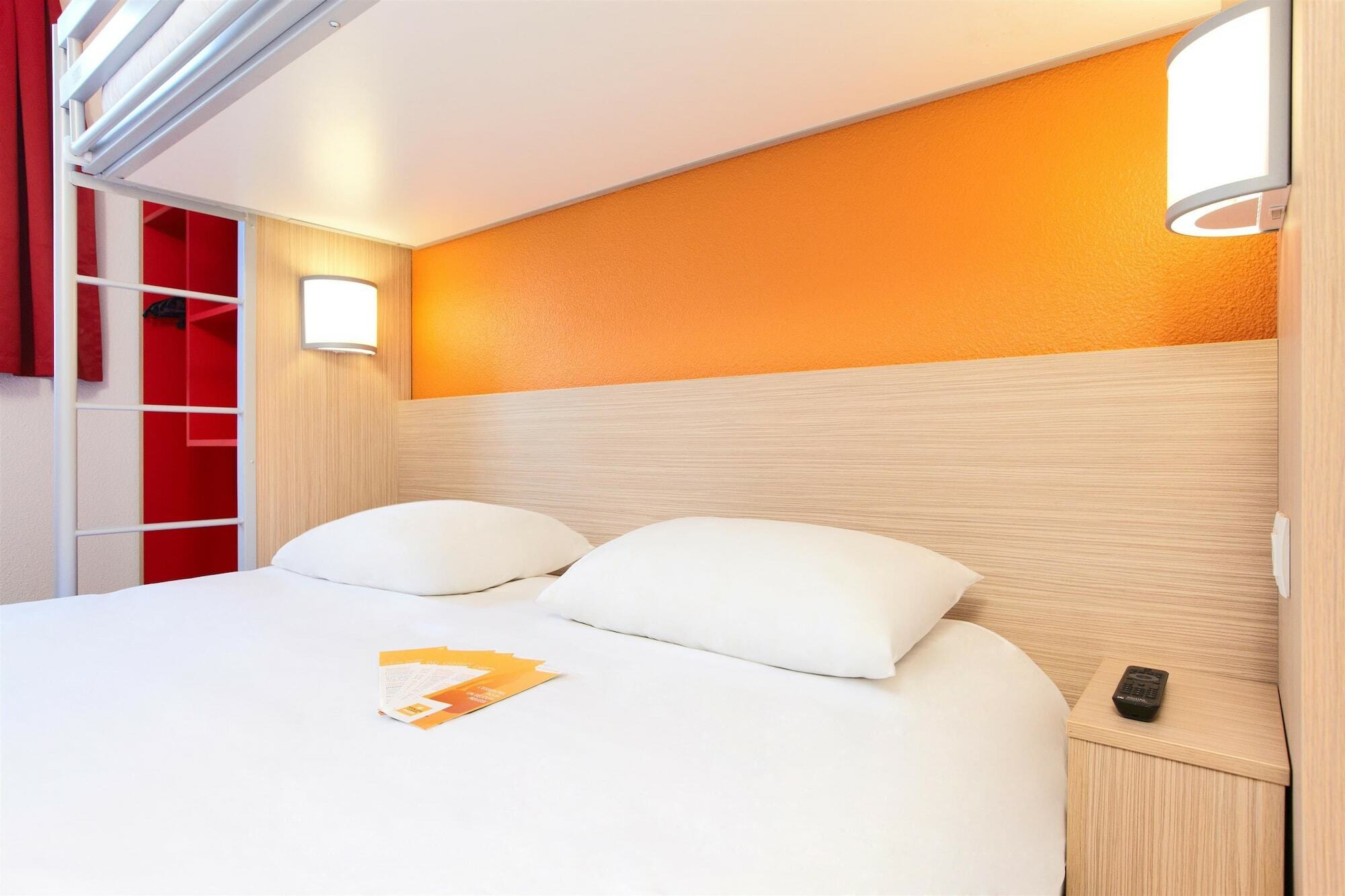 Premiere Classe Valenciennes Ouest Petite Foret Kültér fotó