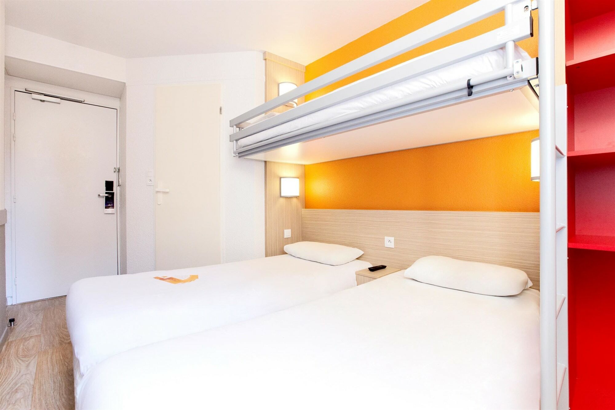 Premiere Classe Valenciennes Ouest Petite Foret Kültér fotó