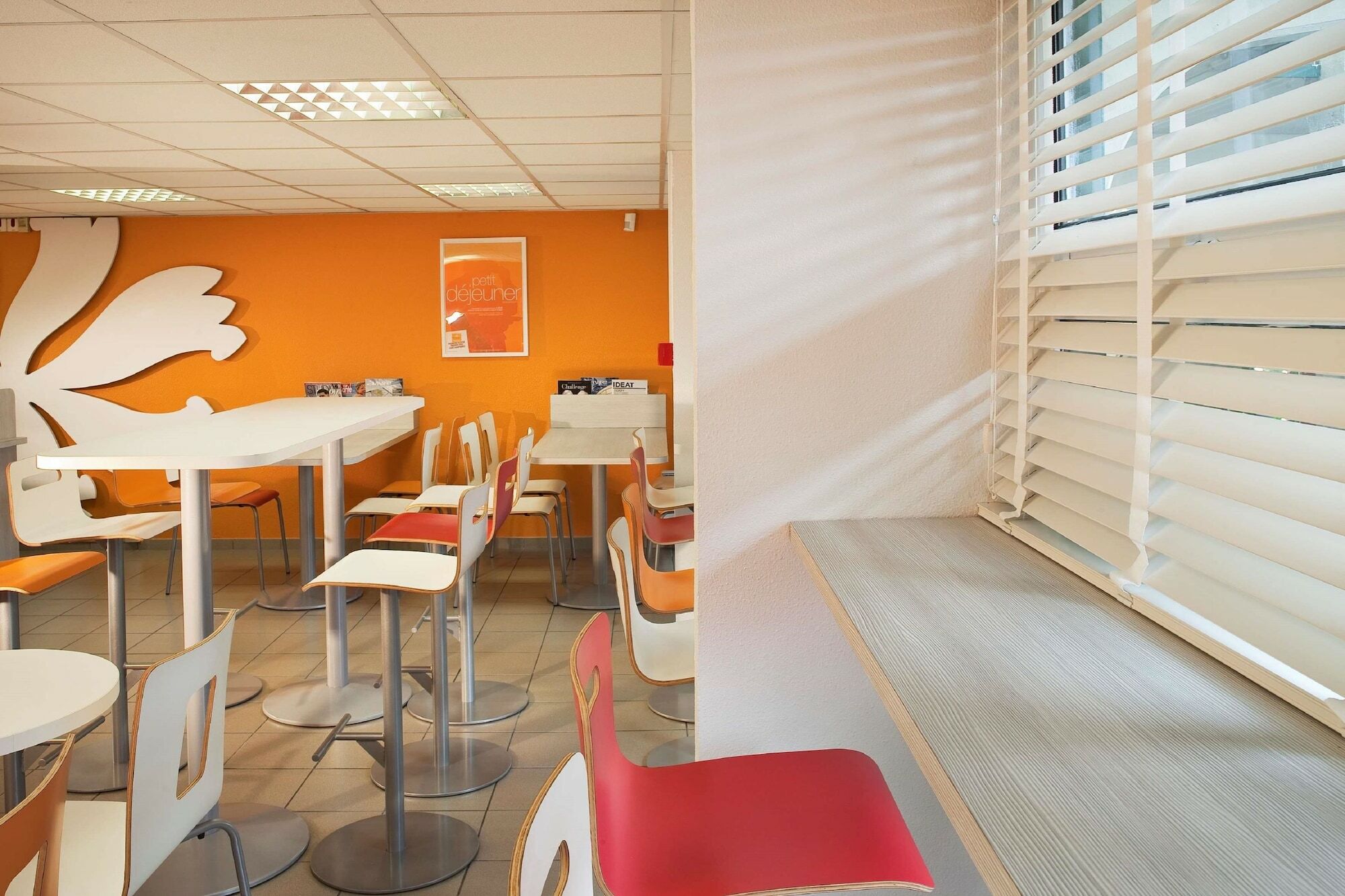 Premiere Classe Valenciennes Ouest Petite Foret Kültér fotó